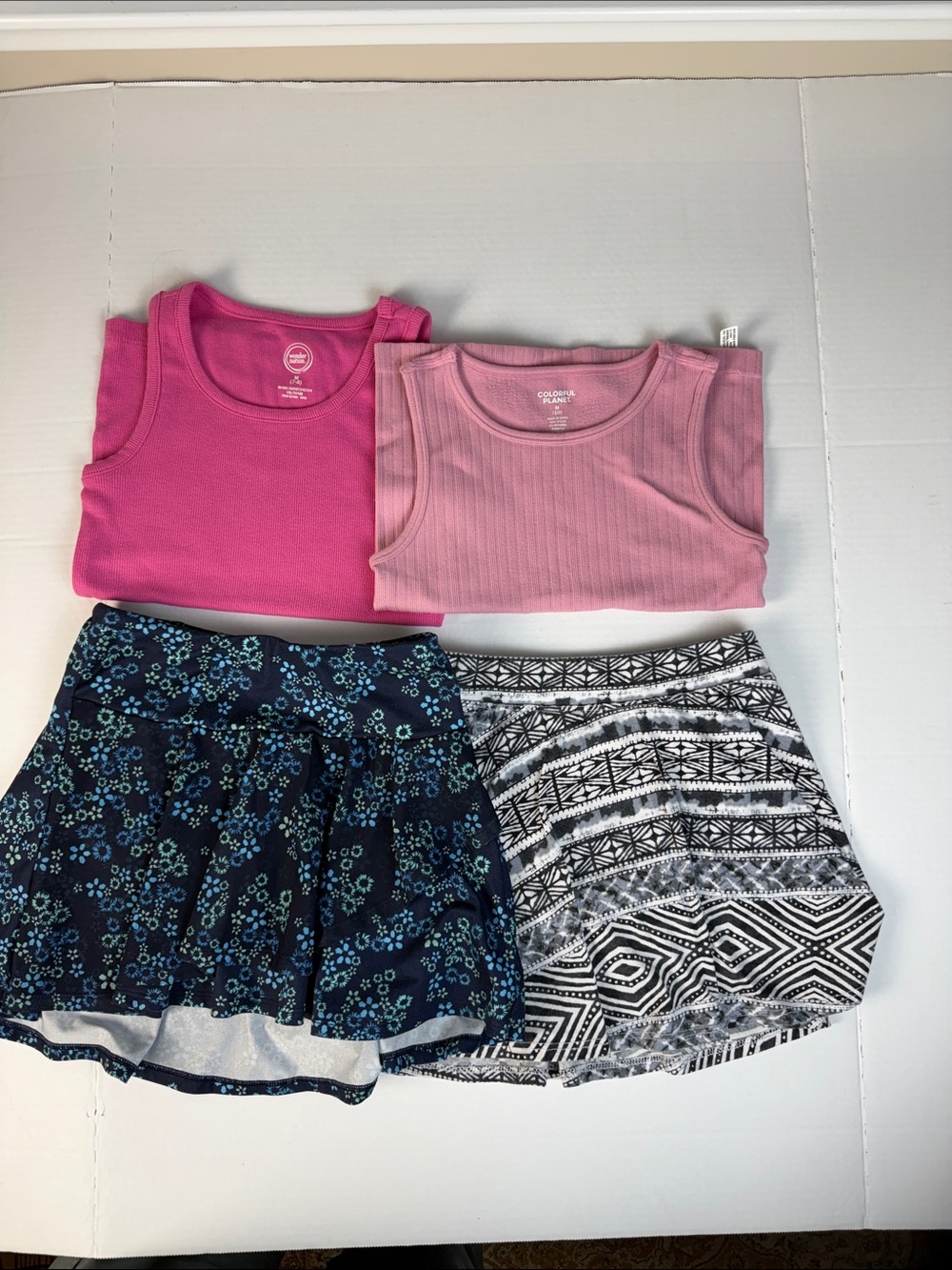 Girls size 8-10 lot summer 16 pieces, nike, cat and jack, limited too - Picture 8 of 9